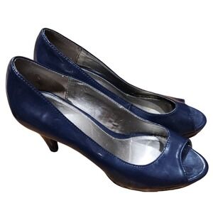 Bandolino Navy Blue Patent Leather Peep Toe Heels Pumps Classic